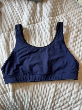 Lululemon blue and black sports bra women’s size unknown but possibly a 10